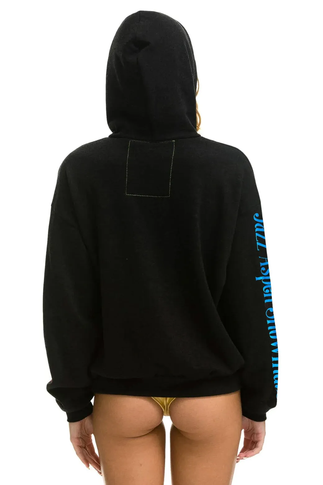 JAZZ ASPEN SNOWMASS 2023 RELAXED PULLOVER HOODIE - BLACK