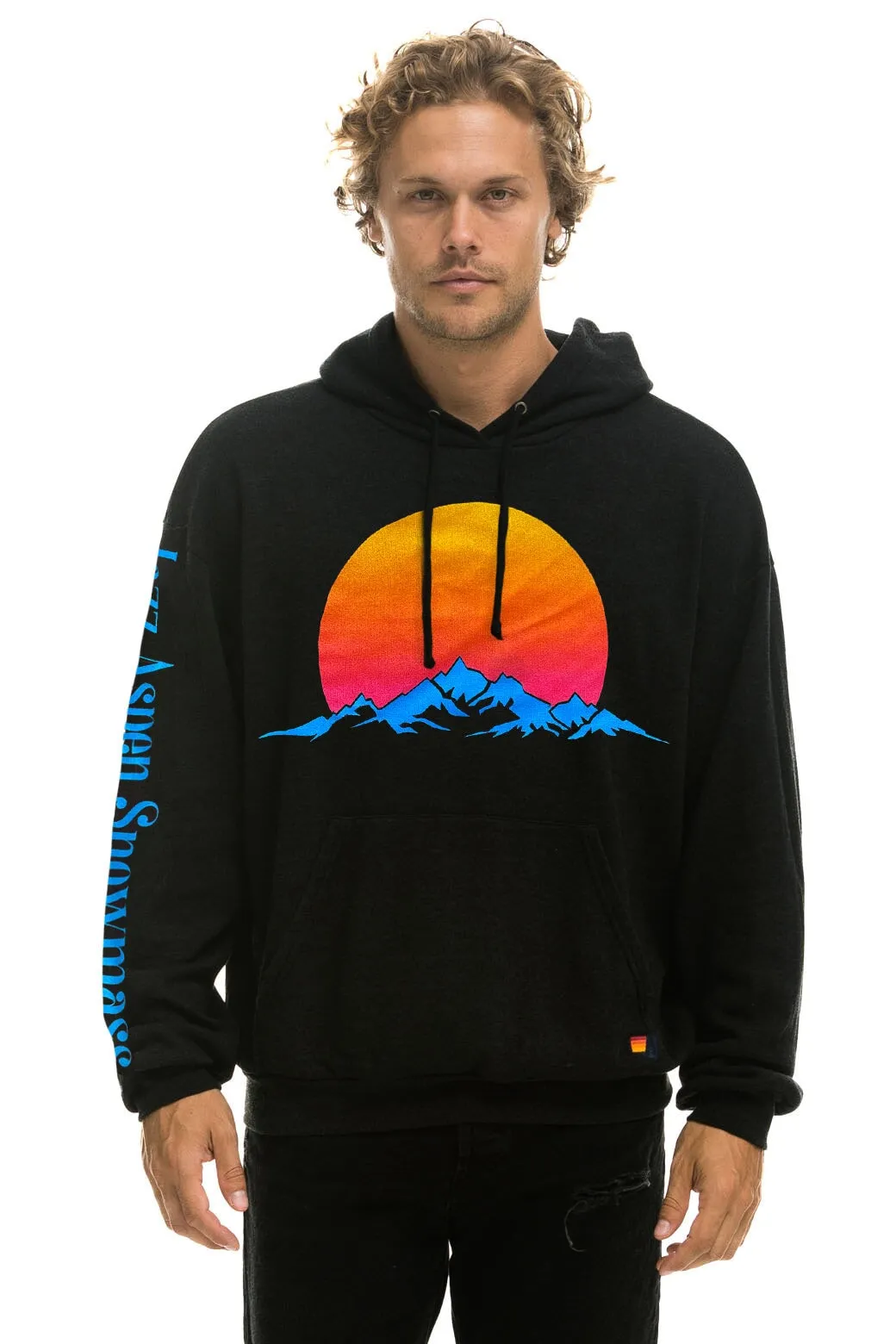 JAZZ ASPEN SNOWMASS 2023 RELAXED PULLOVER HOODIE - BLACK