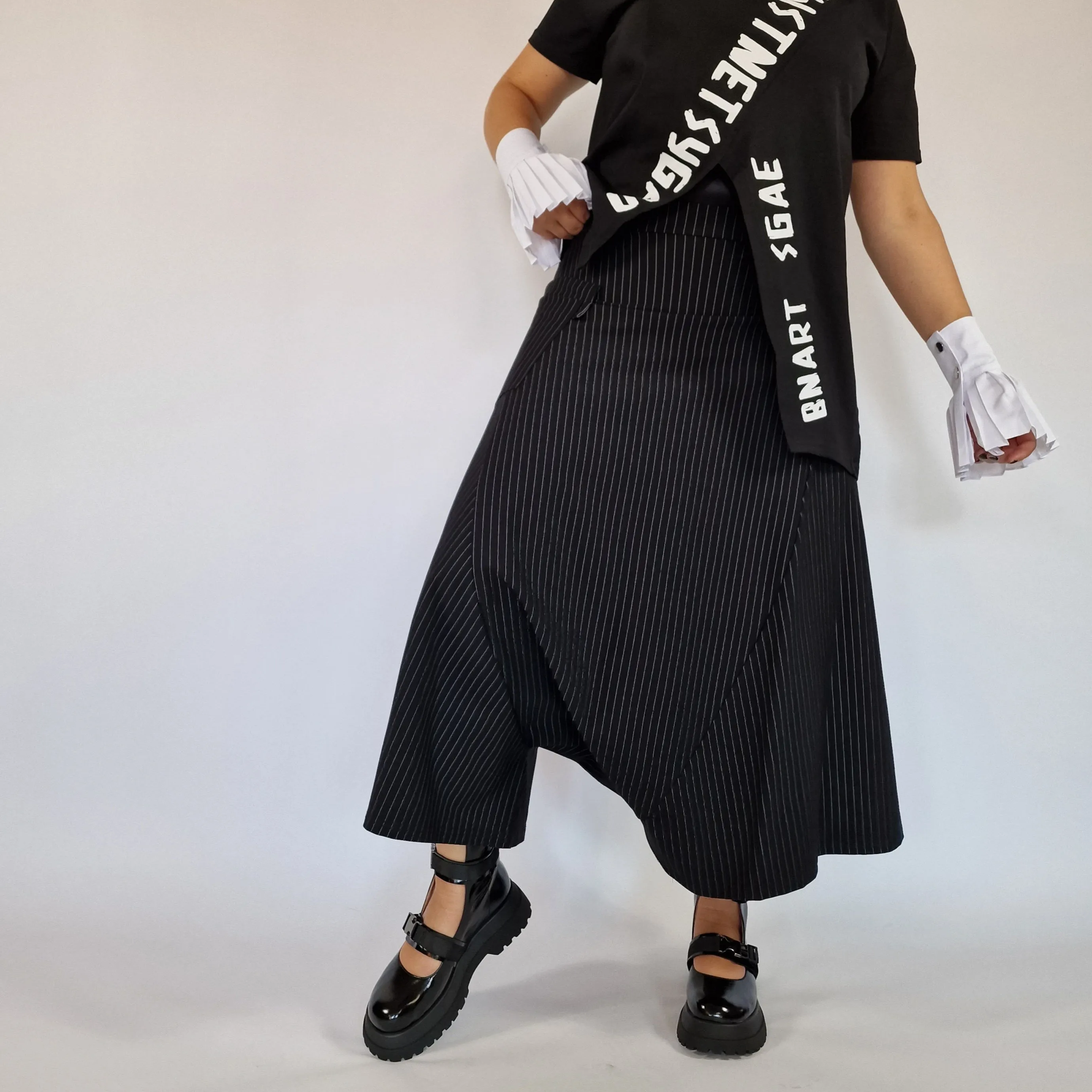 Simple Moderne Street Punk Striped Pattern Wide Legged Pants