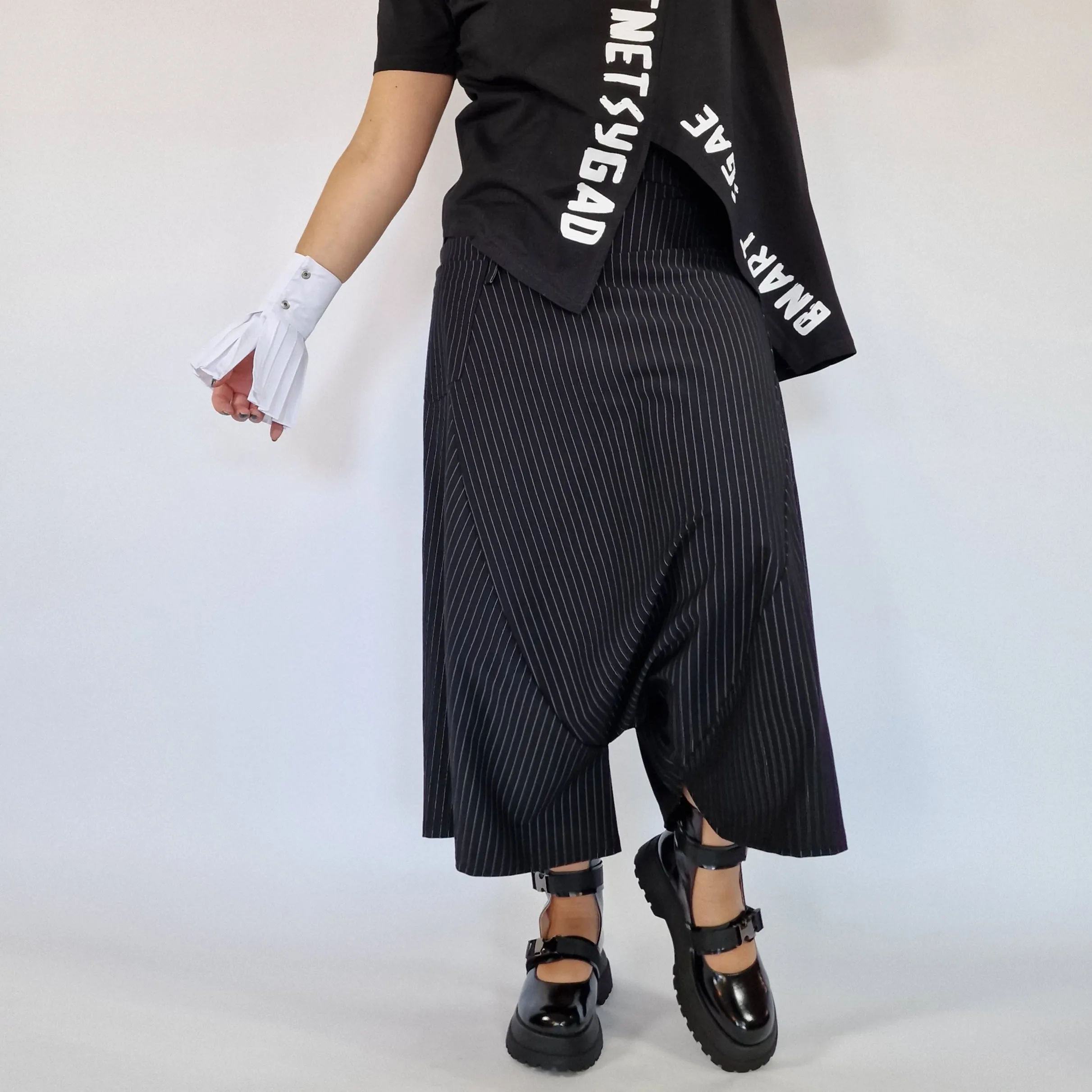 Simple Moderne Street Punk Striped Pattern Wide Legged Pants
