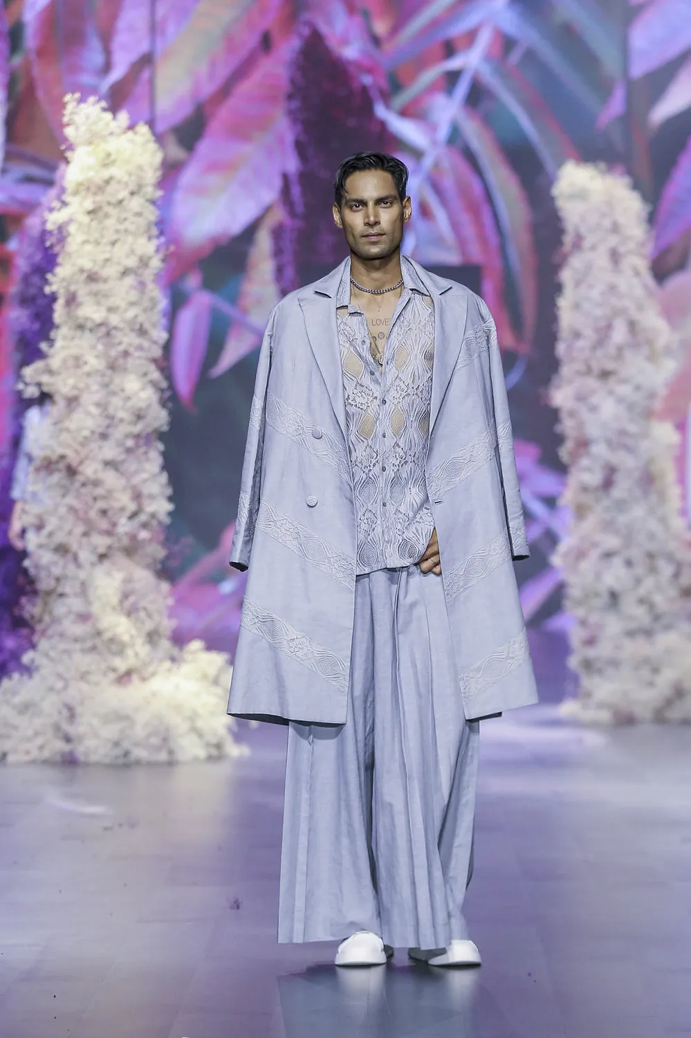 Wide Legged Pant